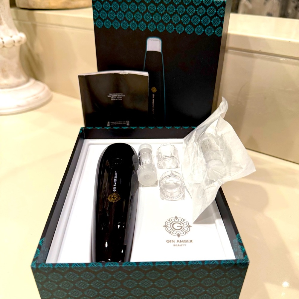 Aqua Pen - Microneedling